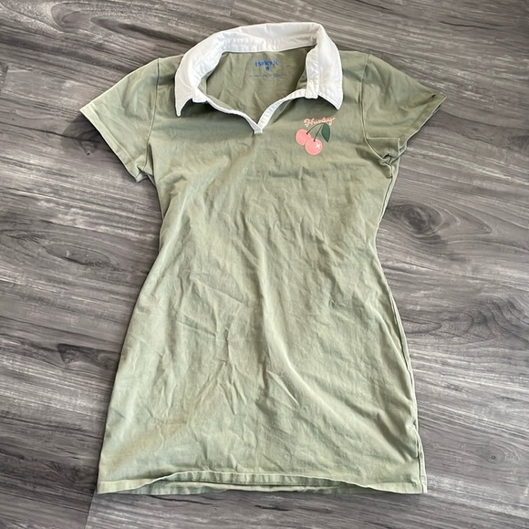 Women’s Hurley dress cherries size large green - Picture 1 of 2
